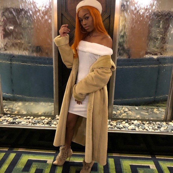 Meet your Posher, Tionne - Picture 6 of 6